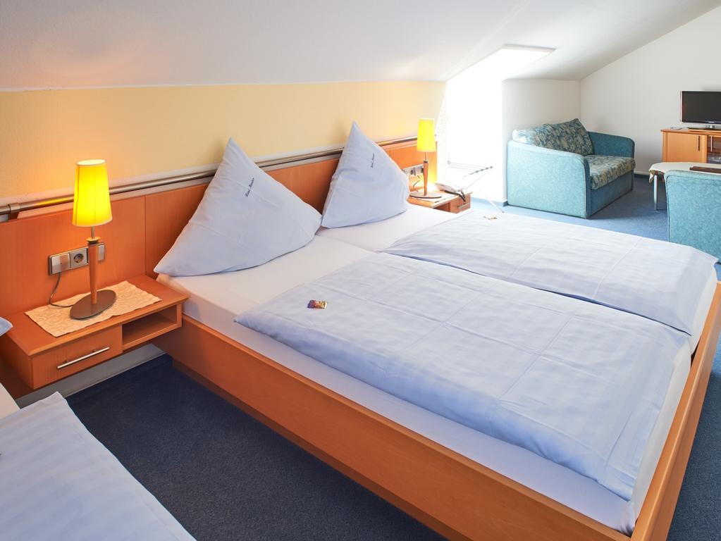 Hotel Muenster Емелсхаузен Стая снимка
